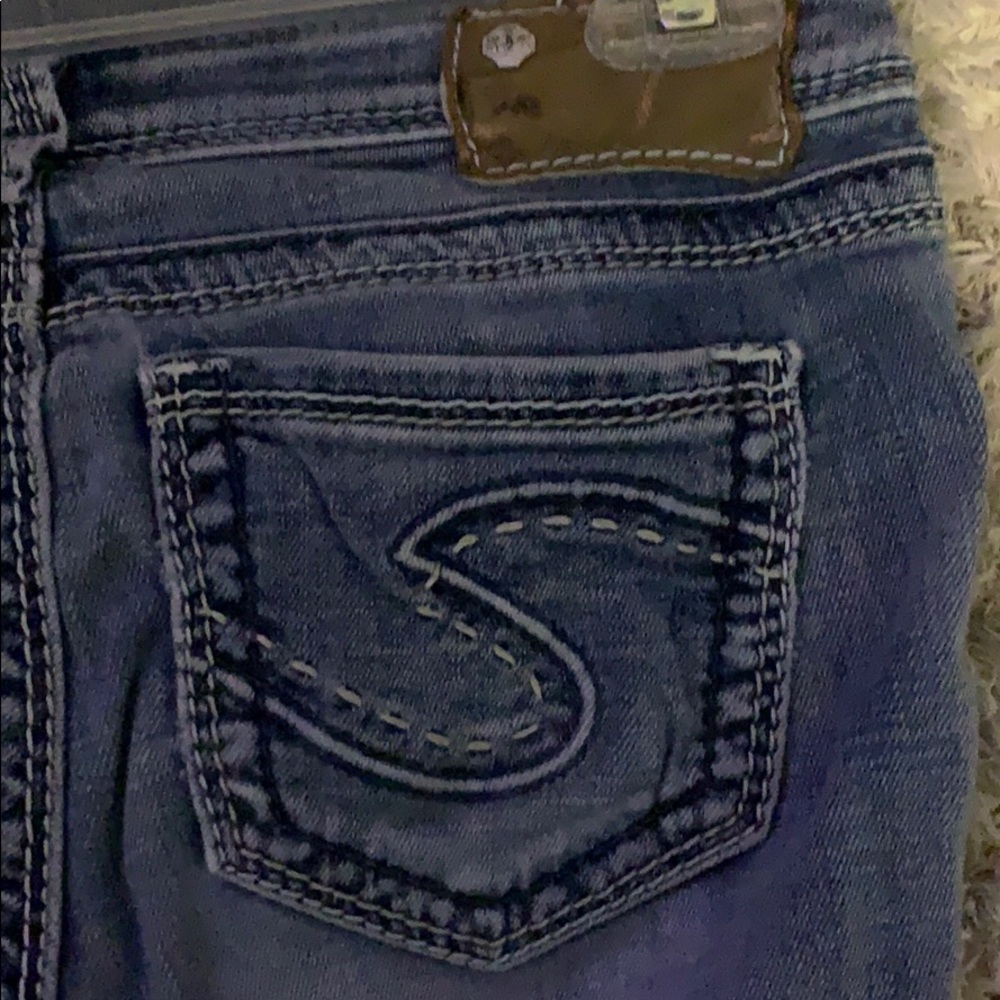 Silver Jeans - Picture 2 of 3